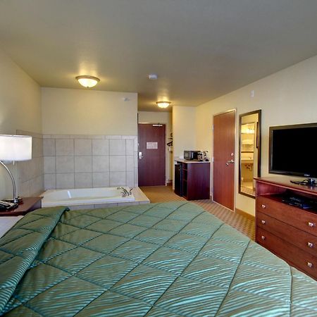 Cobblestone Inn & Suites - Harper Bagian luar foto